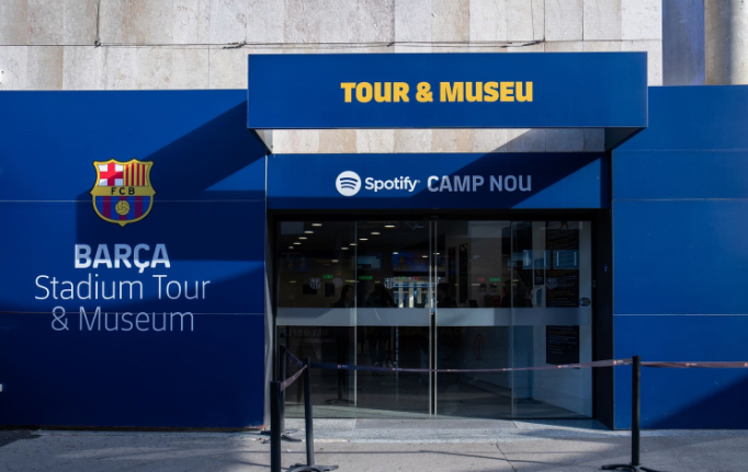 Imverse3D's tweet photo. @BarcaInnoHub launches pilot project for holographic museum experience with @Imverse3D ⚽️🤩//barcainnovationhub.com/barca-innovation-hub-launches-pilot-project-for-holographic-museum-experience/ https://t.co/RaugWMdjuV