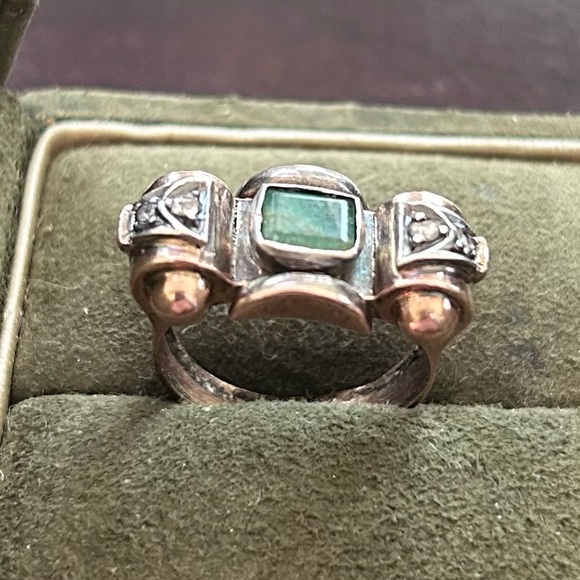 RubyChristene's tweet image. So good I had to share! Check out all the items I'm loving on @Poshmarkapp #poshmark #fashion #style #shopmycloset #some: posh.mk/DPChBv7Gsxb