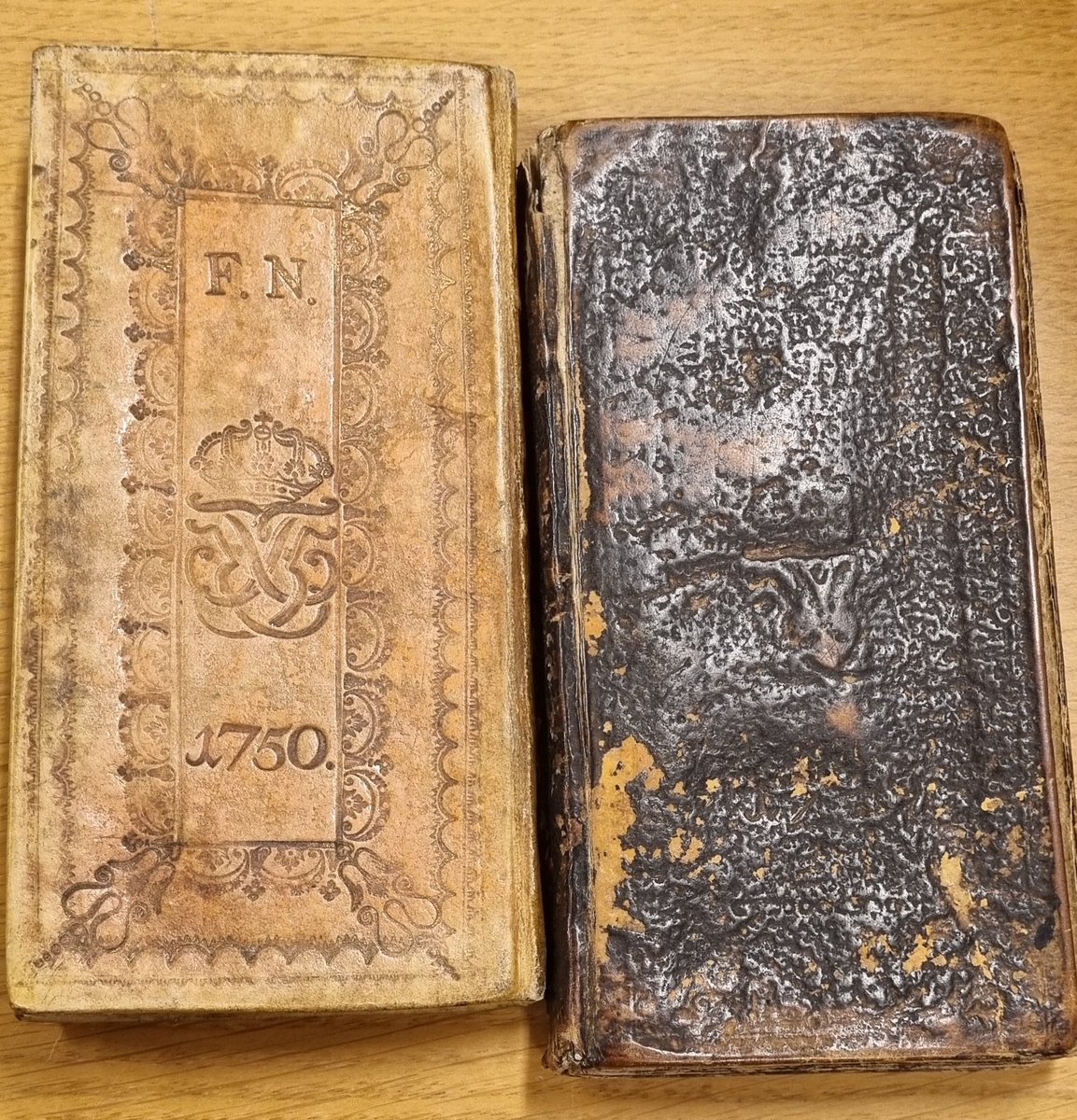 Two 18th-century almanacs of the Bishop Fredrik Nanestad 
#trondheim #archives @Arkivverket