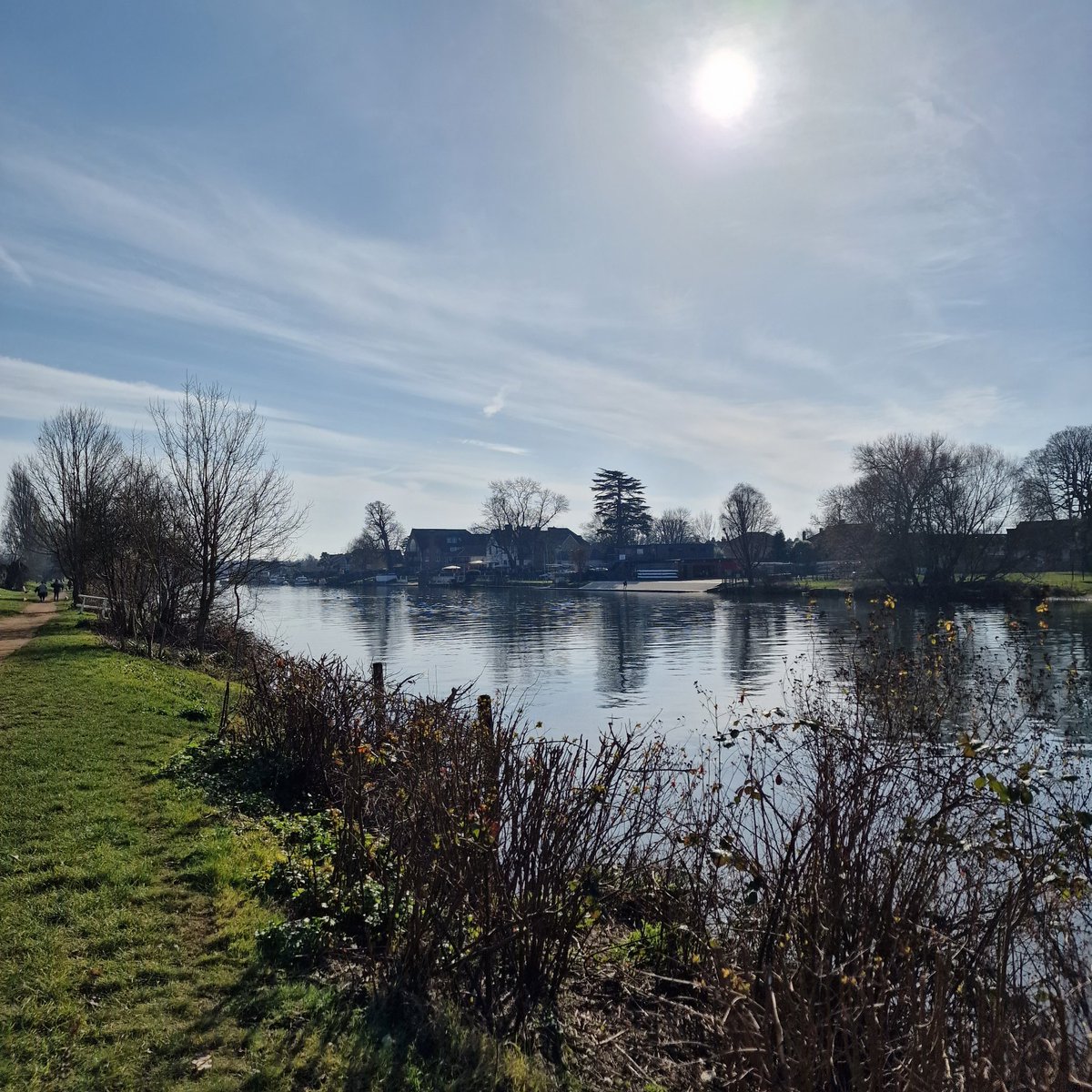 snoozeebear's tweet photo. A day with walking bestie, on the Thames Path - Hampton Court to Richmond. Lovely way to spend a sunny Wednesday in February #Thamespath https://t.co/Or55IVAPB9