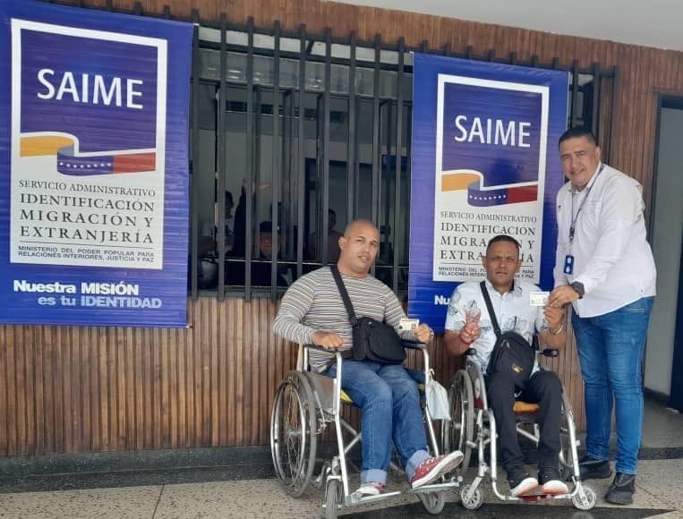 RrssTrujillo's tweet photo. #16Febrero. Especial atención para nuestros hermanos discapacitados. El Saime al servicio del pueblo! https://t.co/0oKiCQNBTy