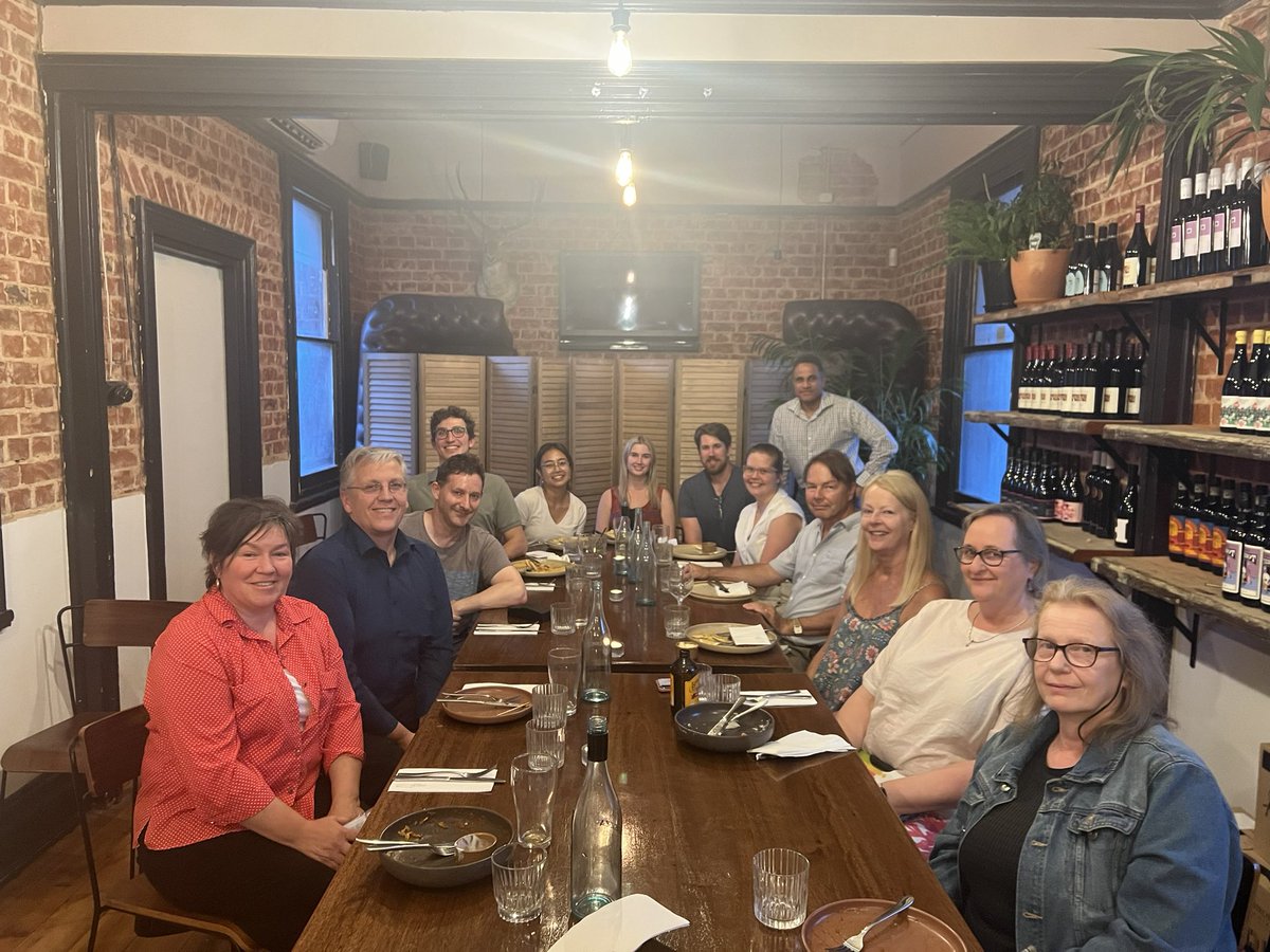 It was a pleasure to have @RACInational President, @PalliThordarson and CEO, Mr Shenal Basnayake visit our @RACI_SAbranch committee in #Radelaide! Nice to see everyone face to face ⚛️🧑‍🔬 #ozchem #chemtwitter