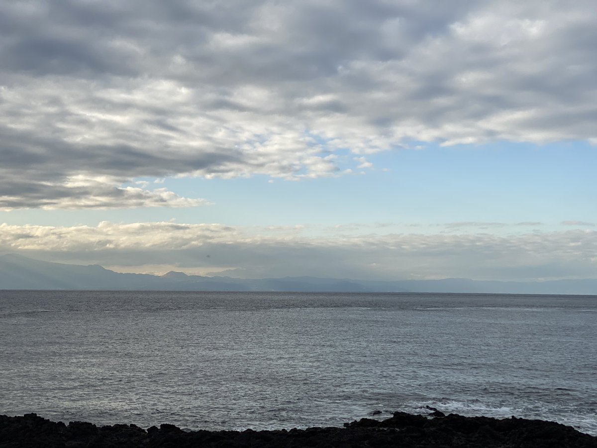 tetephoto7's tweet photo. 今日の夕方は綺麗でした
 #ててふぉと
 #tetephoto
 #空の写真
 #雲の写真 https://t.co/y2sFiAl8Bb