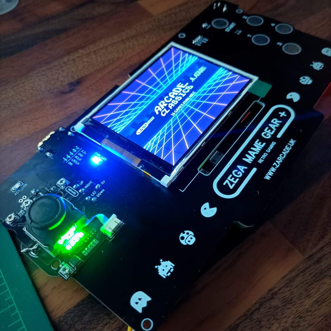 ZarcadeUK's tweet photo. Zega Mame Gear with HDMI out and Six Retrostick

#zegamamegear #gamegear #retropie #raspberrypizero2 
#gamegearmod #retrohandheld #retromodding #sega https://t.co/lQNMkbOWTd