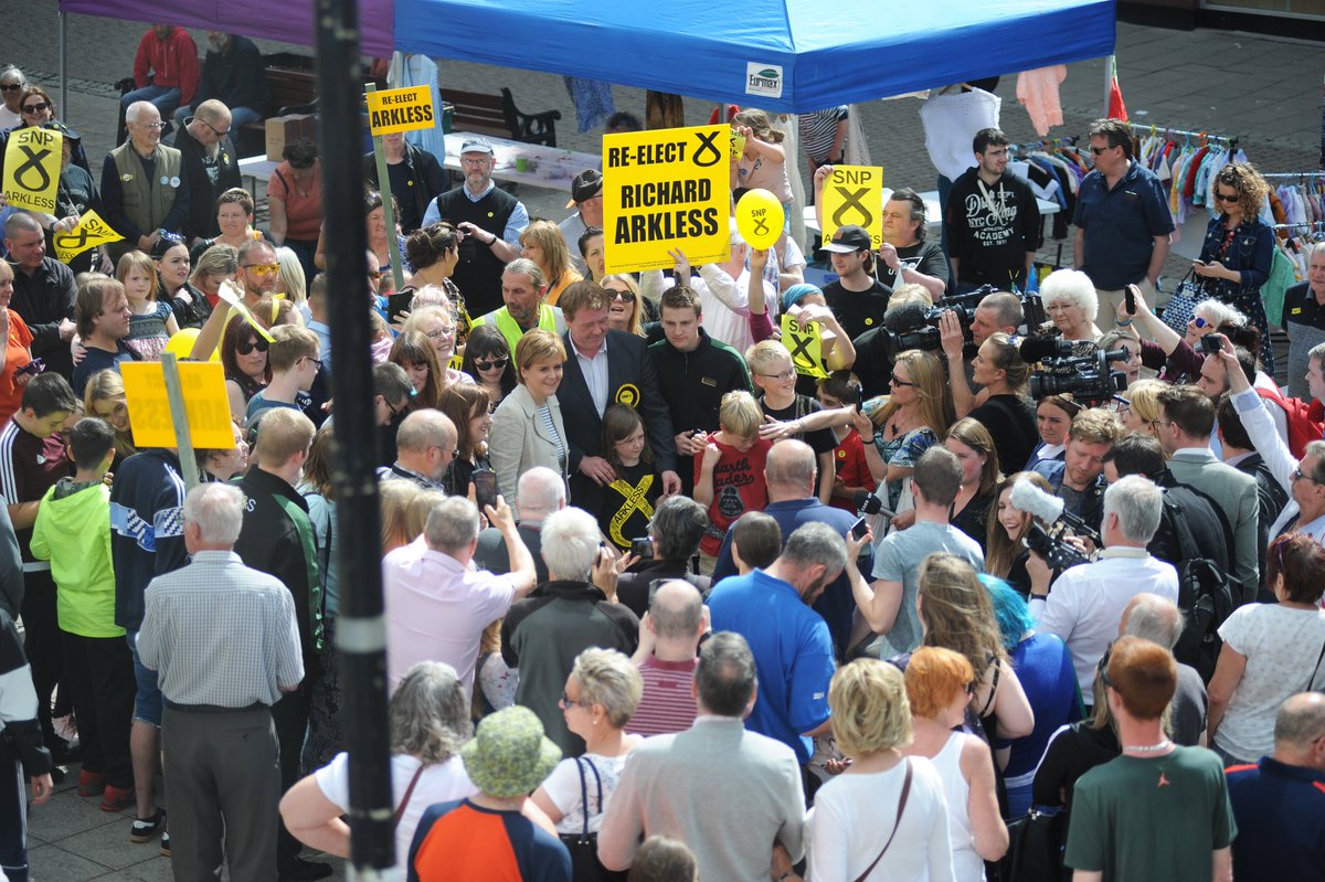 _mattbaker's tweet photo. Feeling sad but grateful for service of @NicolaSturgeon - a genuinely inspirational human. In Dumfries she spent time with our team + children, dealt with a small demo, greeted a whole square then left to visit 4 other towns that day. We were utterly entranced by her sincerity https://t.co/6qNJitsYMg