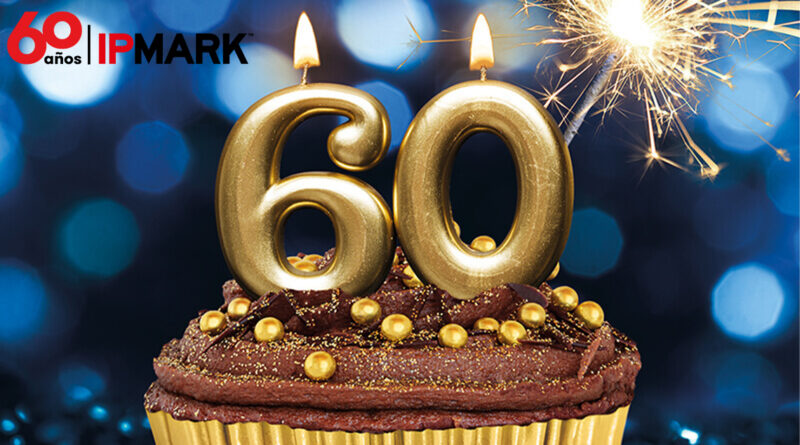 IPMARK's tweet photo. Pues sí...#IPMARK cumple 60 años 🎂. A #KermanRomeo, el #marketiniano más valorado del momento, la noticia le pone de muy buen humor y nos dedica este fantástico #cumpleañosfeliz con mensaje para todo el sector del #marketing y la #publicidad. 🔝
https://t.co/0l4VmGIqiW https://t.co/oQiJGN2YzA