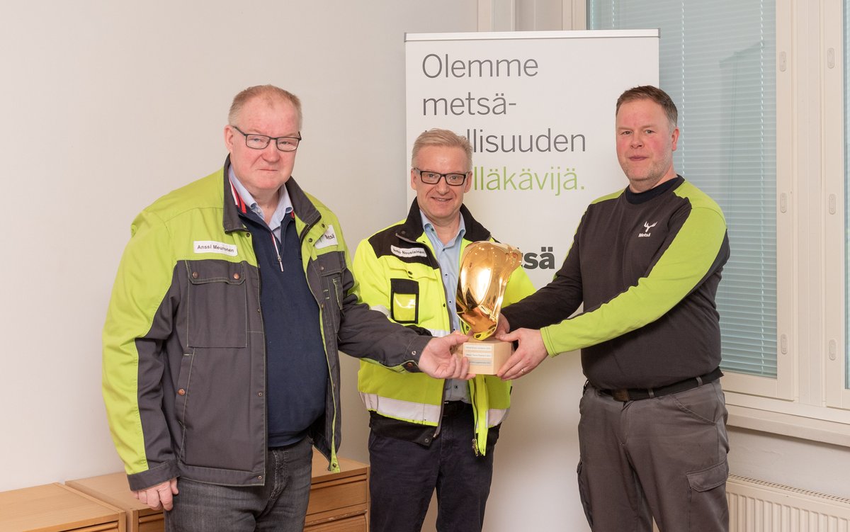 Metsä Fibre's Lappeenranta sawmill has been selected as Metsä Group's safest mill of 2022. The Lappeenranta sawmill has been operating without accidents for over two years, that is more than 700 days now. Read more: #MetsäFibre #LappeenrantaSawmill