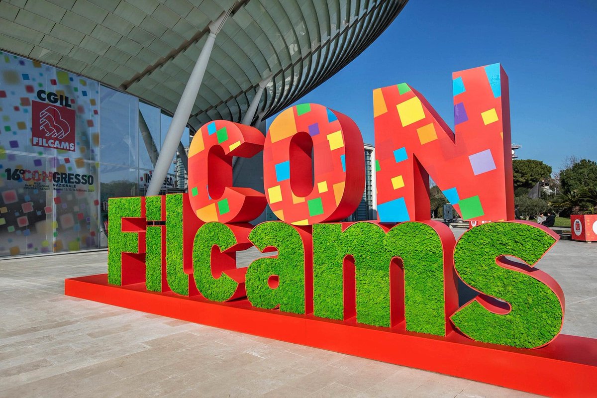 LegacoopPeS's tweet photo. #LPS al Congresso @FilcamsCgil #CONFilcams 
@a_laguardia: sindacati e associazioni motore della democrazia; lavorare insieme per contrastare effetti negativi #CodiceAppalti,#CCNL spuri, #falsecooperative,#dumping
https://t.co/zfE9nIGFmk
#SediciFilcams #16Filcams #CongressoFilcams https://t.co/GZFo0BvdCj