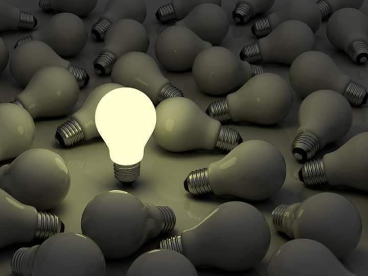 اتریں گے پیمبر  نہ فرشتے نہ صحیفے
کس بات پہ رُوٹھا ہے خدا اہلِ زمیں سے

سید مبارک شاہ