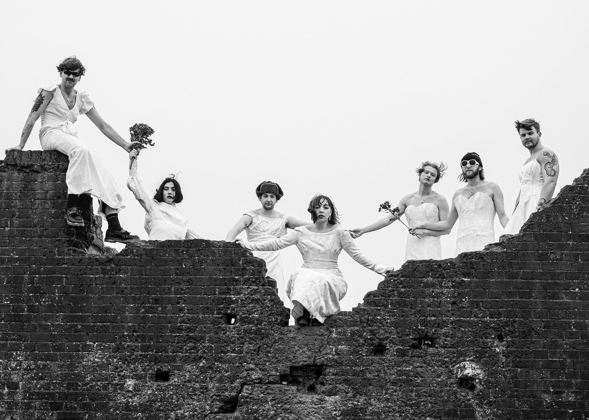Hard Of Hearing Magazine (@hardofhearingmu) on Twitter photo Brightonās <a href="/flipt0phead/">Flip Top Head</a> make a grand first impression on shape-shifting debut āSeventh Bell Numberā via <a href="/BlitzcatRecords/">Blitzcat Records</a>
Read More: hardofhearingmagazine.com/2023/02/15/bri⦠Brightonās <a href="/flipt0phead/">Flip Top Head</a> make a grand first impression on shape-shifting debut āSeventh Bell Numberā via <a href="/BlitzcatRecords/">Blitzcat Records</a>
Read More: hardofhearingmagazine.com/2023/02/15/briā¦