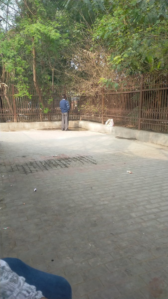Ruthvik44037657's tweet photo. I'm a tourist in Delhi and I have seen people urinating on the footpath. Do Delhi have Public Toilets? 
 @ArvindKejriwal 
#public_Urination_in_Delhi https://t.co/GwiCUJZjoz