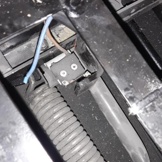 Sometimes a truck can be repaired with just a quick trip to site from one of our engineers.

This CombiLift truck in Bromborough suffered a snapped wire on the seat switch through wear and tear. Our engineer Paul was on site and resolved the problem within an hour.