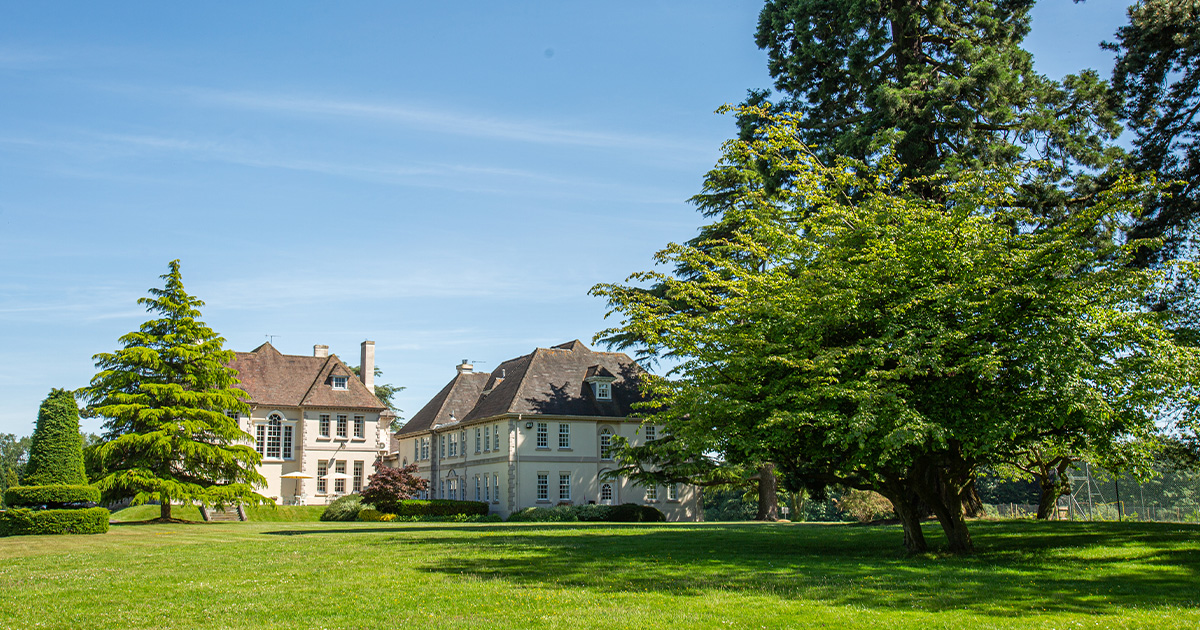 BrockencoteHall's tweet image. Say goodbye to winter and hello to a Spring Stay at Brockencote Hall! 💐

As the cold begins to melt away, plan ahead for our fantastic Spring Stay, with so much to see and do! Read our new blog to find out more! -bit.ly/3RTV1Ap😍

#springgetaway #spring