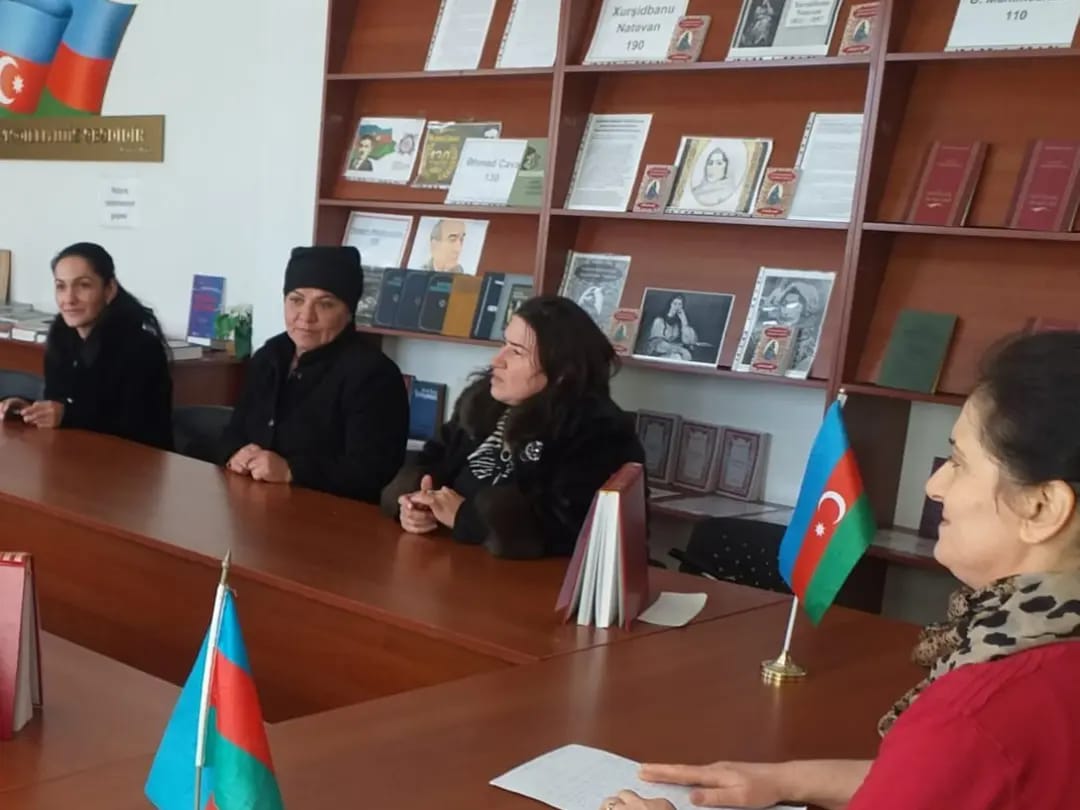 Balakən şəhərində "Qadınlara qarşı zorakılığa yox-deyək" adlı tədbir keçirildi.
 Fevralın 15-də Balakən şəhər  2 saylı Diyarşünaslıq klubunda "Qadınlara qarşı zorakılığa yox- deyək" başlığı altında dəyirmi masa keçirilib.

#Balakənrayon
#qadınlaraqarşızorakılığason