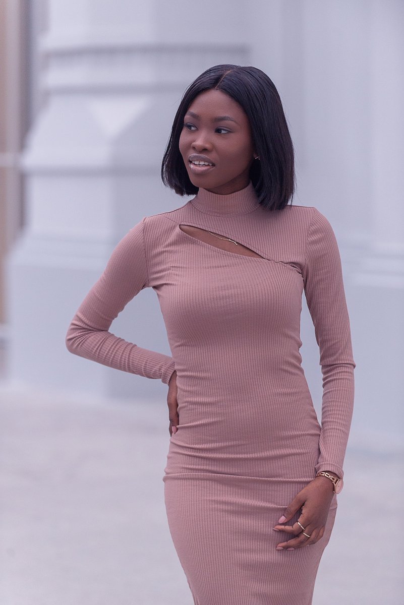 Sarcley's tweet photo. Black Princess
#model #modelshoot #modelos #modelsearch #supermodel #modelofotografica #modelando #altmodel #modelstatus  #modele #curvymodel #portrait #sexymodel #modelingphotography #modelslife #modello #model3 #littlemodel #photography #modelsdot #portraitphotography https://t.co/3VgCflRNsZ