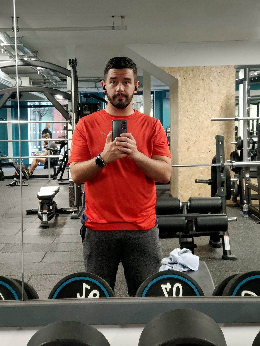 jufaness's tweet photo. A quemar un poco los excesos de las vacaciones 🫄💪 https://t.co/2FEU2oGWDj