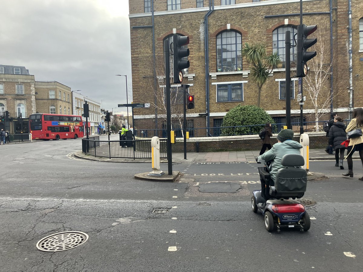 Redesign Pembury Circus tweet media