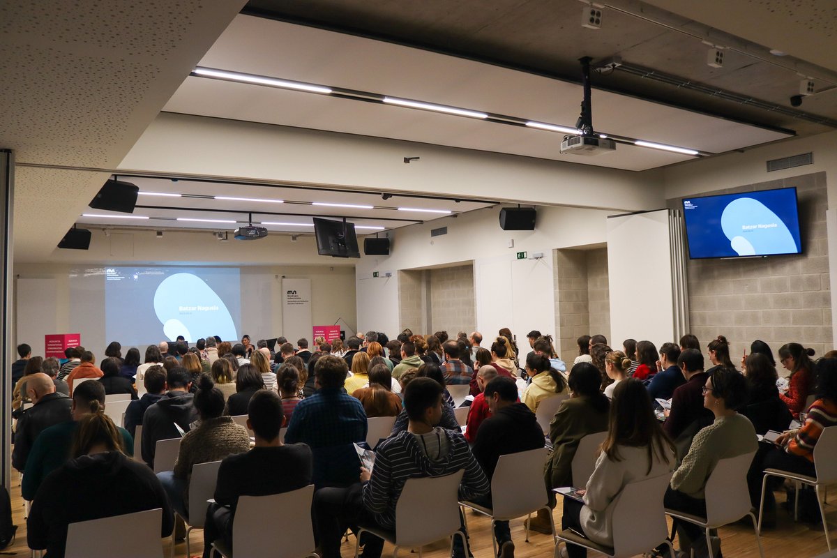 Huhezi's tweet image. Batzar Nagusia egin genuen atzo Eskoriatzako campusean.

📸 Hemen jaso ditugu argazki guztiak: flic.kr/s/aHBqjAr6Jp
@MUnibertsitatea @euMONDRAGON  #HezkuntzaEraldatzen #LearningFromReality