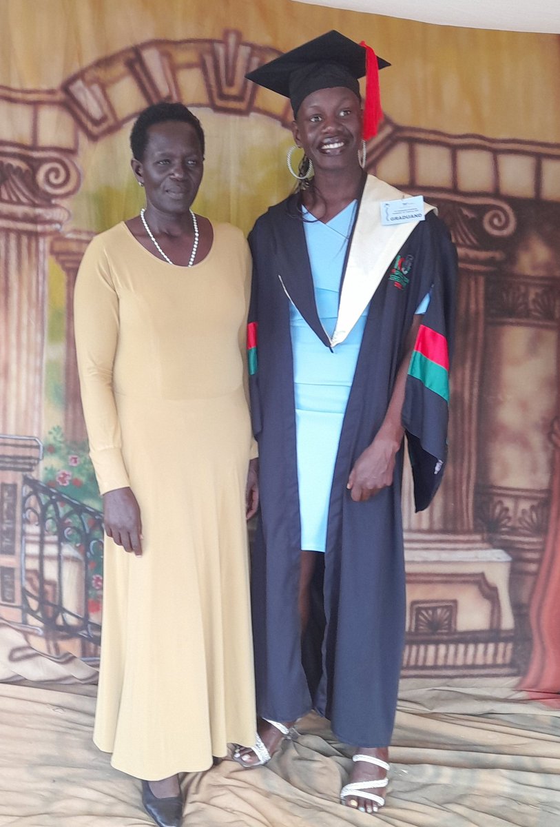 KoyokoyoButeme's tweet photo. Emilly's mother and I with our graduate. 🤗😊 I'm happy that I got to witness the pride your mother has in you @lekuru_emilly 🥰

Congratulations Emilly!!! I'm also so proud of you! ☺️ https://t.co/xf1rWeycXu
