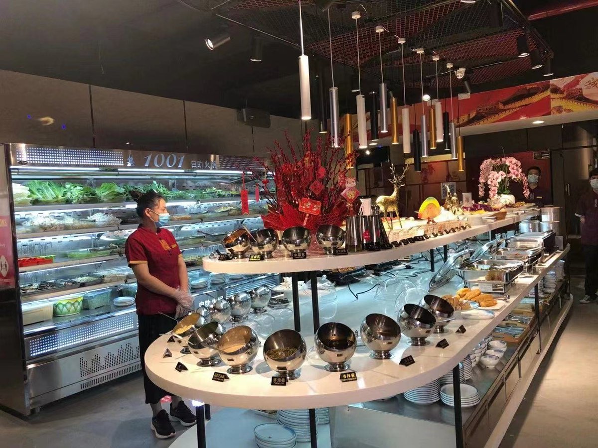 VdNtmxbLdQD88cp's tweet image. Elevated hot pot barbecue integrated table, 升降火锅烧烤一体桌，商用火锅餐桌椅支持定制，合作案例：1001自助火锅烧烤店：阿联酋迪拜国际城(龙城)D07 #Hotpot #hotpottable #升降火锅烧烤一体桌 #烤涮一体桌 #烤涮一体火锅 #火锅桌  #下排烟烤涮一体桌 #无烟烤涮一体桌 #商用烤涮一体桌 #烤涮桌