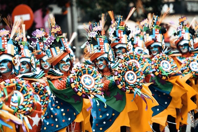 🎭| ¡El gran desfile del Carnaval de Badajoz será el más grande de toda Europa! 

El Ayuntamiento de Badajoz baraja la participación de unas 1️⃣1️⃣.0️⃣0️⃣0️⃣ personas.