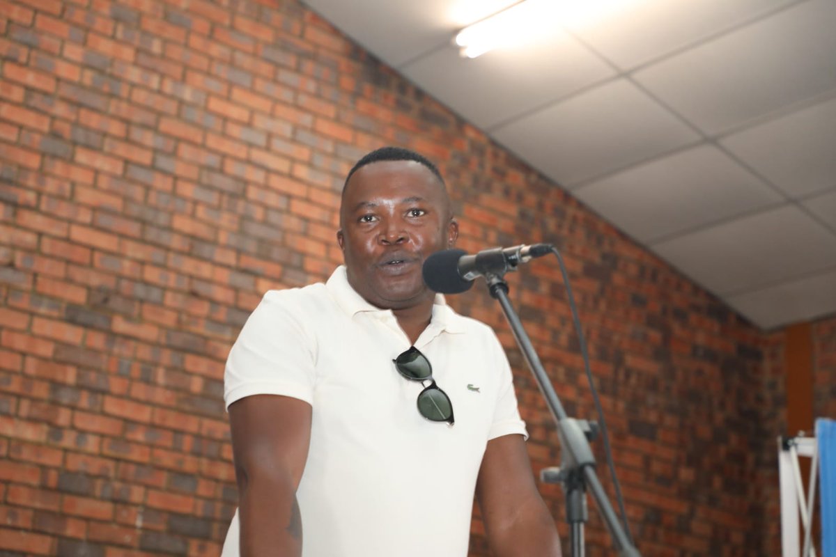OfficialGDARD's tweet photo. Ward Councilor T Raphadu of Ward 105 closes the World Wetlands Day with Vote of Thanks at East Bank Community Hall, Alexander #Threadclosed https://t.co/bVbruCO6ec