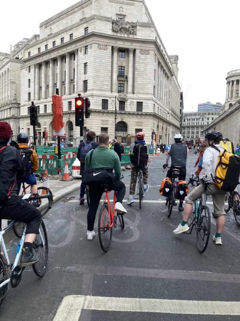 Bicivilizadxs on Twitter "RT GreenwichCycle The changing face of Bank"