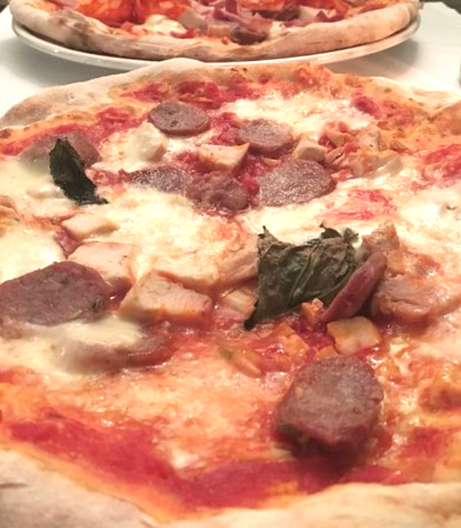 It's time to spice things up... 🌶 Why not add a little #nduja to your pizza?! Order all your classic Italian favourites from #pizza 🍕to #pasta 🍝 and everything inbetween! Book your table now! ow.ly/uL4M50MvV9Z