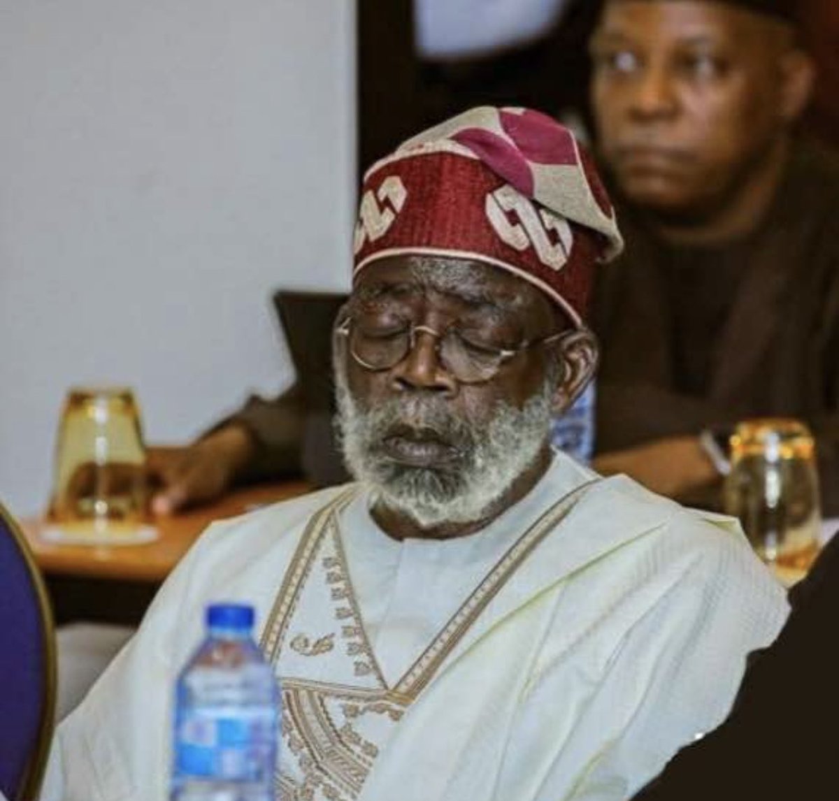 NursetoluX's tweet photo. King of Money Politics. 
Bullion Van Master.
Emilokan of Lagos.

Add yours and Pass it on. https://t.co/55Qq5ddgkP