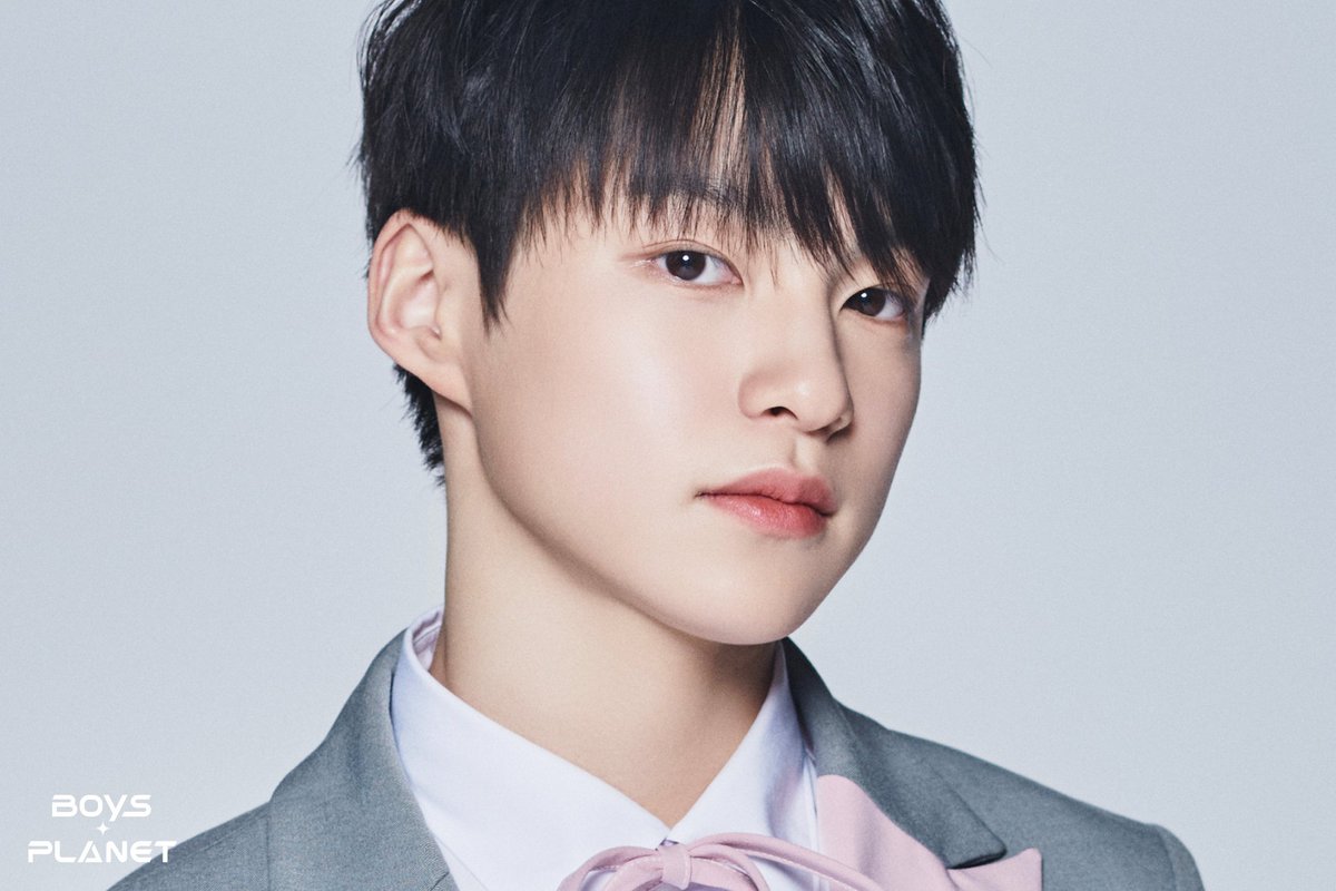 📰 | #Woojin, membro do boygroup #GHOST9 mencionou Takuto recentemente! 

"Sobre o que deveriamos falar, hum…
Peak Time? O que é isso? 
Eu também não sei…
No Boys Planet eu conheço Takuto! ㅋㅋㅋㅋ
Eu estou torcendo por ele
Eu assisti o vídeo (dele) ㅋㅋㅋㅋㅋ

++