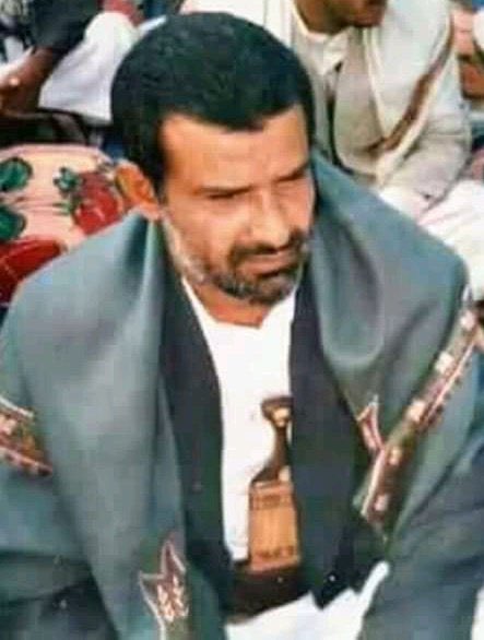 أطل الأكرمون من الأعالي ومكبرات الصوت تجلدالقوم:
ألستم جيشناونحن إخوتكم المواطنون؟
هل قطعنا طريقا؟
هل اعتديناعلى أحد؟
هل شملتكم عبارة الموت لإسرائيل؟
أيهاالناس إن كنتم حقا جيش البلاد فعودوا ومن له دعوى بيننا وبينه القضاء وإن أبيتم إلا القتال كأدوات فقد وصلتم
ومثلنا لايركع إلا لله