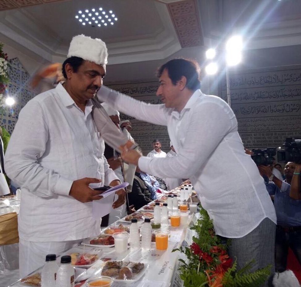 salim_mapkhan's tweet photo. Warm Birthday Greetings to Ex- Minister &amp; State President of #NCP. Shri  @Jayant_R_Patil Saheb on his birthday. Prayers and wishes for his good health, long life &amp; continued success.

#Salim_Mapkhan 
#NCP_Speaks
#NCP_Maharashtra https://t.co/EJLcqp8YYz
