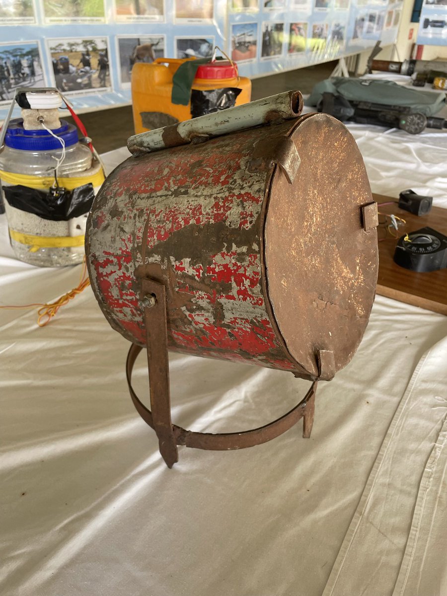 RichardCPendry's tweet image. Explosively Formed Penetrator (EFP) the road side bomb that killed so many in Iraq &amp;amp; Afghanistan. This one belonged to Al Shabaab in Somalia. Basic but deadly. #understandingterrorism #violentworld @VeteranIrish @Mr_Andrew_Fox