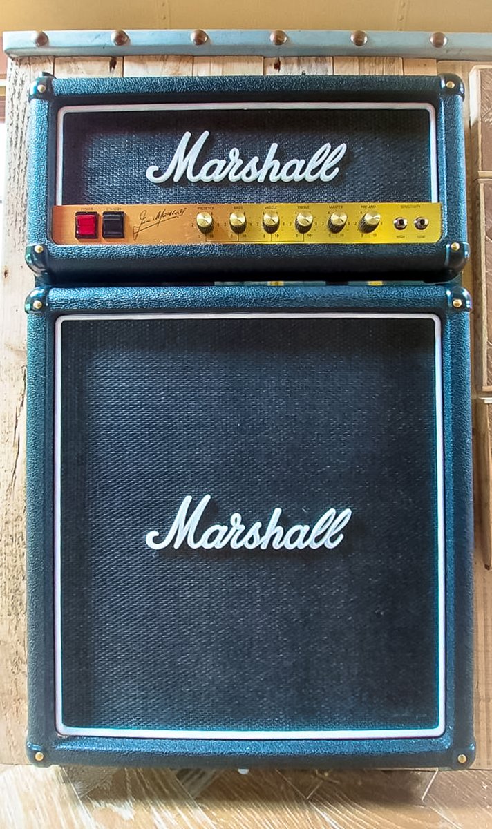 schoolbusstays's tweet image. Our buses - like this beer - are so cool! We fitted a @marshallamps fridge to our #convertedbus 'Texas' &amp;amp; if guests look inside they may find some free @Williamsbrewery Marshall Beers! 
See more at americanschoolbusglamping.com
#campsite #glamping #camping #campinginstyle #glampinglife