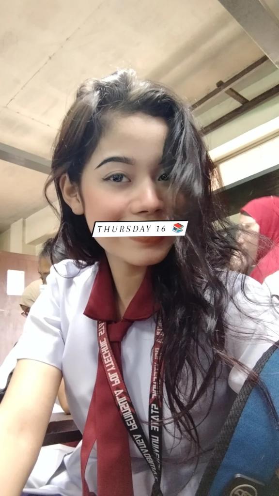 ChristselM's tweet photo. earlier thursday 💖 https://t.co/7vazcP47wL