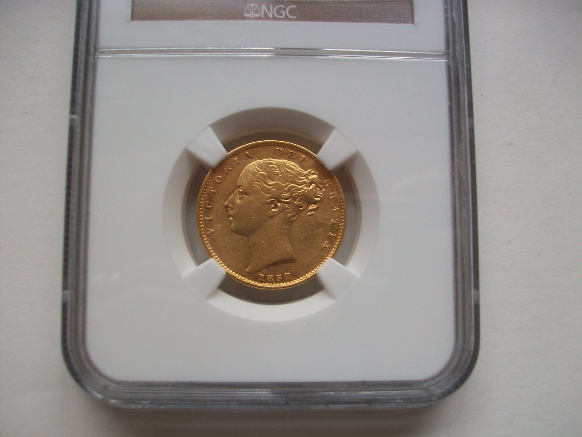 ringramcoins's tweet photo. For the biggest and BEST coin list you will find anywhere on planet earth https://t.co/J68pINy6DX #gold #silver #copper #bronze #uk #world #wesell #itall https://t.co/VfNdvizMdO