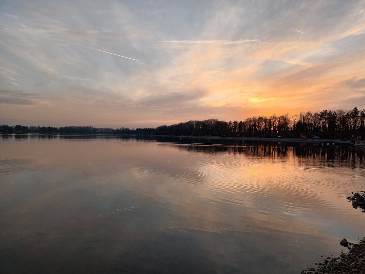 LeighSEdmondson's tweet photo. #Homewardbound after another #ShortBreak at 1 of #FavouriteSpaces #PineLake #Carnforth @VisitLancashire #DiamondResorts #Hilton #membership #FamilyTime #Memories #Relaxing #Exploring #Recharging #Sunset #Sunrise #CurlUpWithABook #FebruaryHalfTerm #BirdWatching #Murmuration #Happy https://t.co/OZbkxPWNry