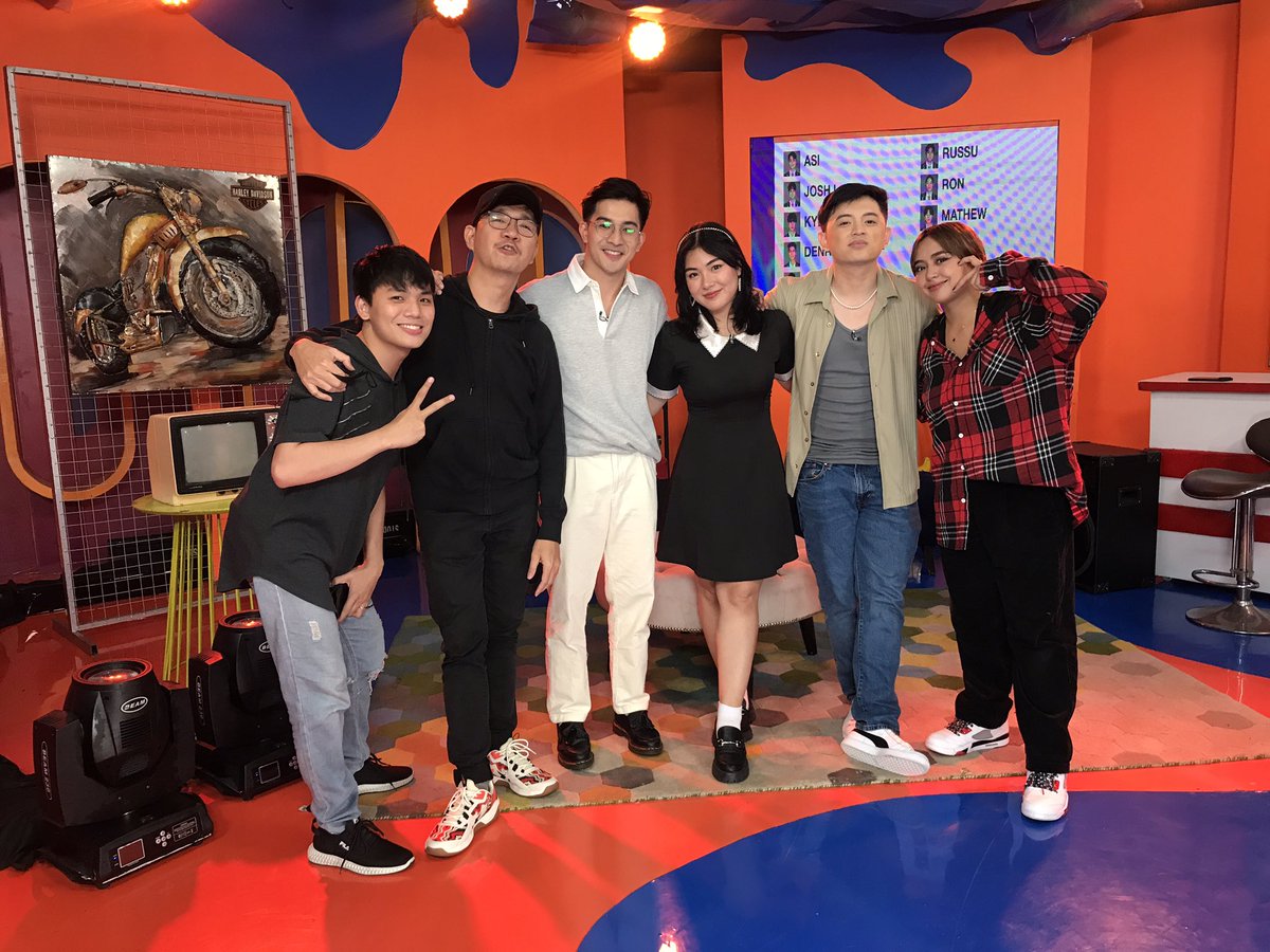 direkjosemari's tweet photo. Thanks #Zacham Saya ng episode4 ng #PaknaPakPalongFollow Lavet! See you soon!!! @_gabbskribikin @imjeremyg @ZACHGUERRER0 @sehamburger @iampieofficial #ToGodbetheGlory! 🎥🎬😎🥧 https://t.co/sf9D3rcMd3