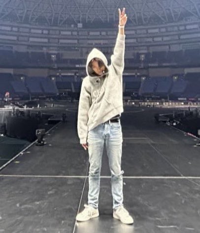 hyuck (@l_eehaechan) on Twitter photo 