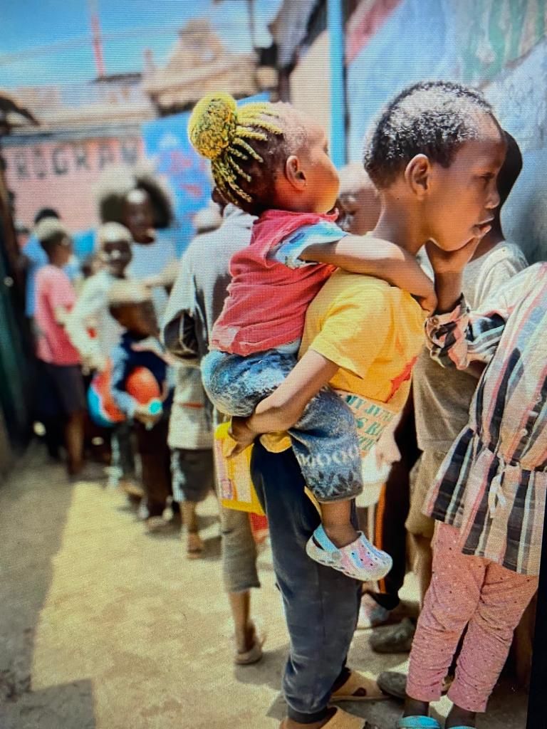 40 meals since the start of the school year
Last year we got the promise of a follow-up application to support the previous 20 school children from last year also this year and even to support 20 more children with warm meals.
#Food  #underleastrust 
linkedin.com/feed/update/ur…