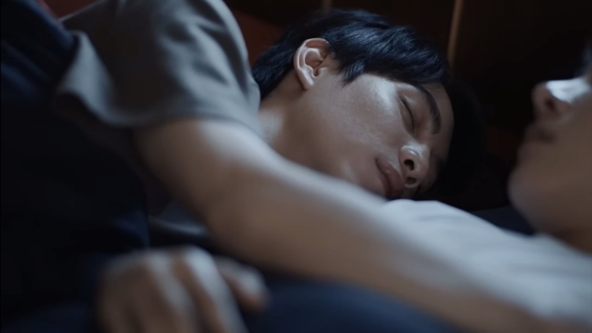 firstkhaotungfc's tweet photo. พี่อลันตื่นหน่อยจ้า ได้เวลาไปทำงานแล้วค่าา 

#MoonlightChickenEP4 #Firstkanaphan https://t.co/QgpCXzOXHe