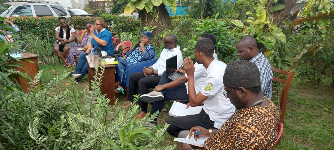 Strategies_'s tweet photo. #STRATEGIES! fait de son mieux,  malgré @EneoCameroon14.
----
#STRATEGIES! - Doing our best despite @EneoCameroon14 https://t.co/rlrBTEhhI1