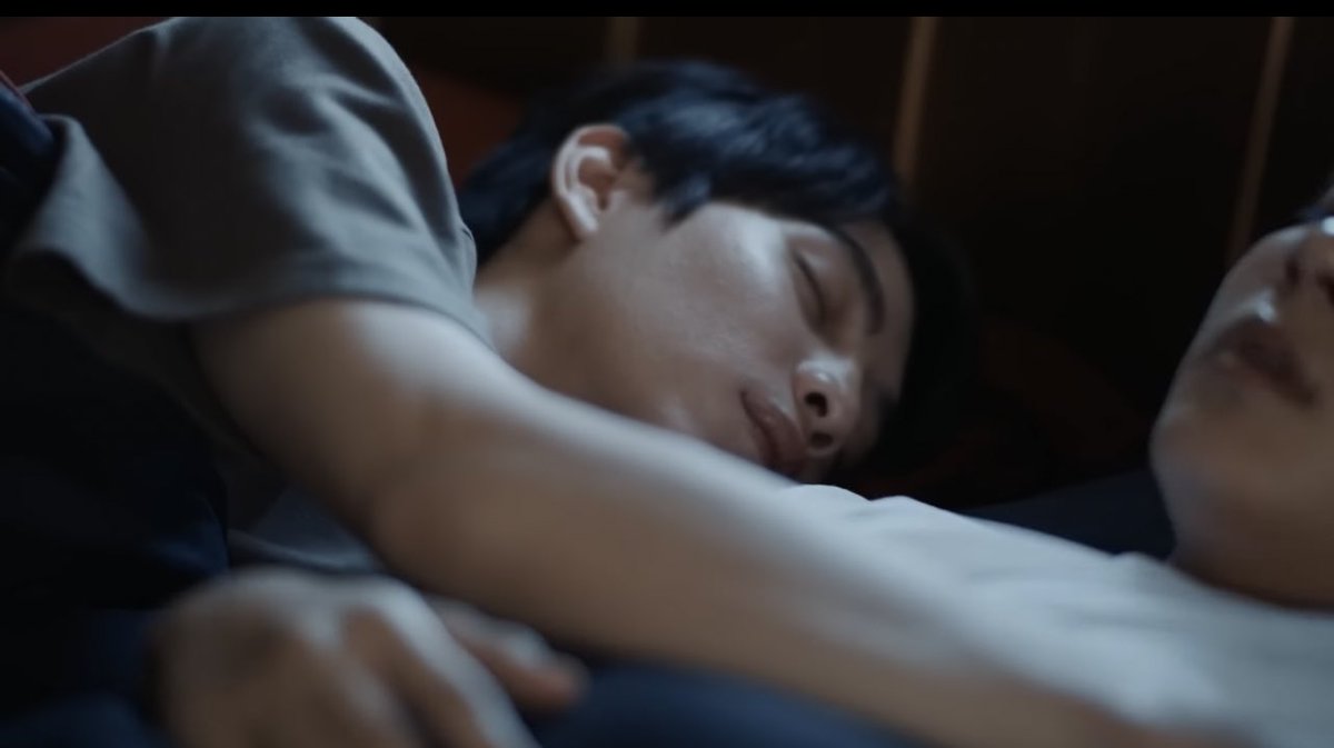 foxlyzOAO's tweet photo. 我的状态be like 
#MoonlightChickenEP4 #FirstKanaphan https://t.co/UWUhgw8b5X
