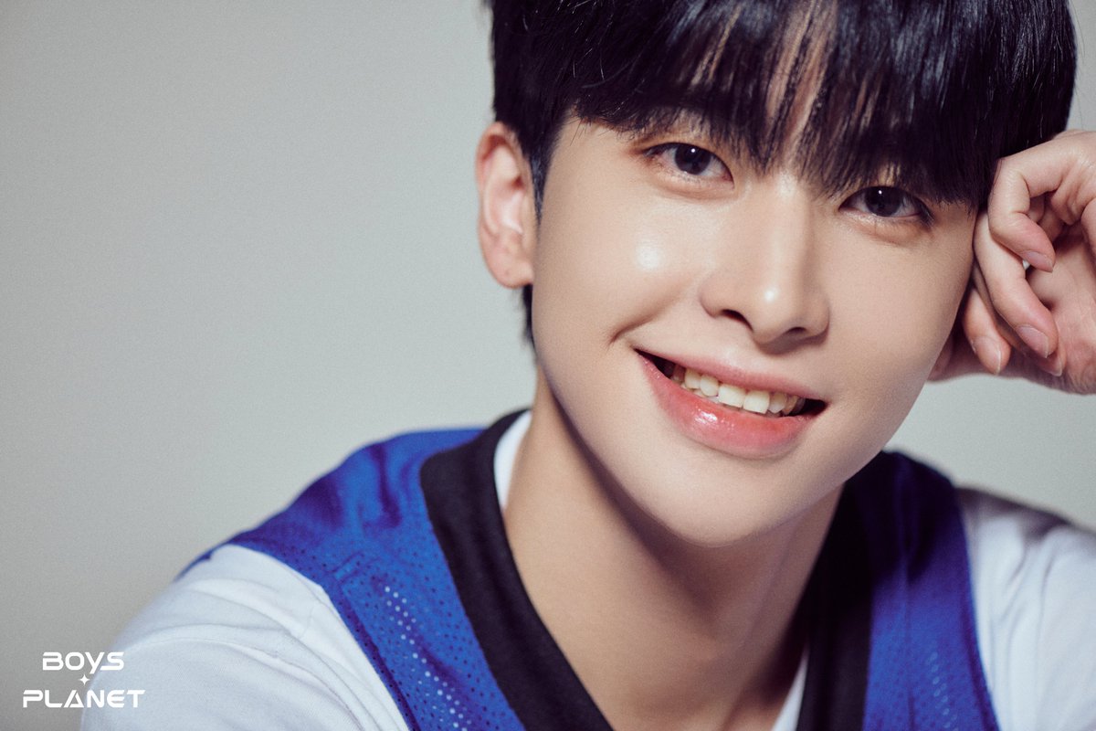 잠시 후 오후 8시 50분, Mnet &lt;보이즈플래닛&gt;에 티오피미디어 소속 #이환희 #이동열 이 출연합니다. 많은 응원과 관심 부탁드립니다💛
￼
#보이즈플래닛 #BOYSPLANET #LEEHWANHEE #LEEDONGYEOL