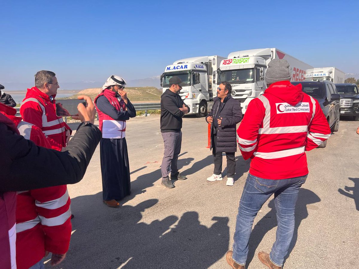 saad_binhamad's tweet photo. #قطر_الخير
Exclusive this early morning
A huge relief containers arrived at the #earthquake borders for syria and turkey from qatar's gov and people asking allah to relieve affected people in that area
#قطر_تغيث_سوريا_تركيا# https://t.co/XW1EQVz4sn