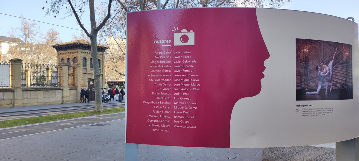 ItxaPsico's tweet photo. 📷Fotoperiodistas de Aragón 
@fotop_aragon realiza un recorrido por el 2022 en la exposición titulada "Yo lo vi".

👉La Gran Vía de Zaragoza será testigo hasta primeros de marzo de un ejercicio de responsabilidad y testimonio de lo vivido gracias al trabajo de 35 profesionales. https://t.co/KAEG0kqyLj