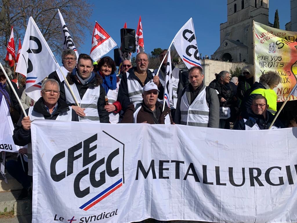 Cfecgcorano's tweet photo. La CFE-CGC au premier rang à Avignon ! https://t.co/80zbBIlUQT
