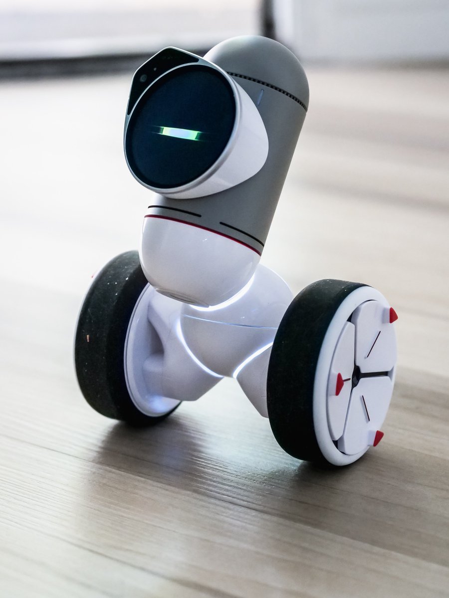 BadarSoomro's tweet photo. Possible use of AI in education sector?
#AI 
&amp;
#EDUCATIN
Artificial Intelligence has the potential to transform the education sector by automating administrative tasks, personalizing learning, and creating more effective and efficient teaching methodologies. Here are ways: https://t.co/cGaV4p5TFa