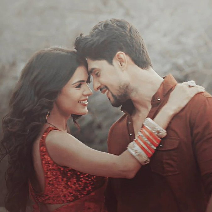 SarhadRakshak's tweet photo. Most Trending Pair In Television?

Retweet 🔃: #PriyanKit 
Like ❤️:   #TejRan 

#BiggBoss16 #BB16 #PriyankaPaltan #shivthakare #ShivKiSena #TejRan #AnkitGupta  #PriyankaChaharChoudhary #BBQueenPriyanka #MCStan https://t.co/JFMFB8pzxj