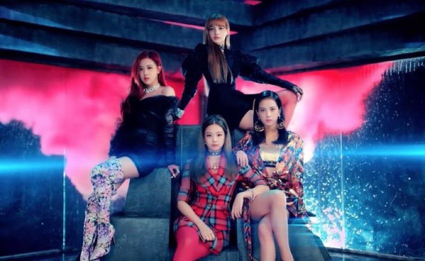 Blackpink: Hãy chiêm ngưỡng những màn trình diễn đầy màu sắc và sự đam mê nồng nhiệt của nhóm nhạc nữ đình đám Blackpink. Những bước nhảy điêu luyện, âm nhạc sôi động và trang phục ấn tượng sẽ khiến bạn không thể rời mắt khỏi màn hình. (Translation: Let\'s admire the colorful and passionate performances of the popular girl group Blackpink. The sharp dance moves, lively music, and impressive costumes will make you unable to take your eyes off the screen.)